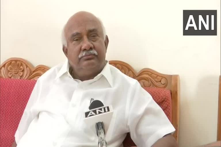 Most leaders who met Arun Singh feel leadership in K'taka should be changed  claims BJP MLC Vishwanath  Most leaders who met Arun Singh feel leadership in K'taka should be changed, claims BJP MLC Vishwanath  . claims BJP MLC Vishwanath  കര്‍ണാടക സര്‍ക്കാരില്‍ നേതൃമാറ്റം വേണമെന്ന് ബി.ജെ.പി നേതാവ്  കര്‍ണാടക ബി.ജെ.പി ജനറൽ സെക്രട്ടറി അരുൺ സിങ്ങിനെ സന്ദർശിച്ചതായി ബി.ജെ.പി മുതിര്‍ന്ന നേതാവും എം.എല്‍.എയുമായ എ.എച്ച് വിശ്വനാഥ്  party leaders, who met BJP general secretary Karnataka in-Arun Singh, feel that leadership in state should be changed  എ.എച്ച് വിശ്വനാഥാഥിന്‍റെ വെളിപ്പെടുത്തല്‍.