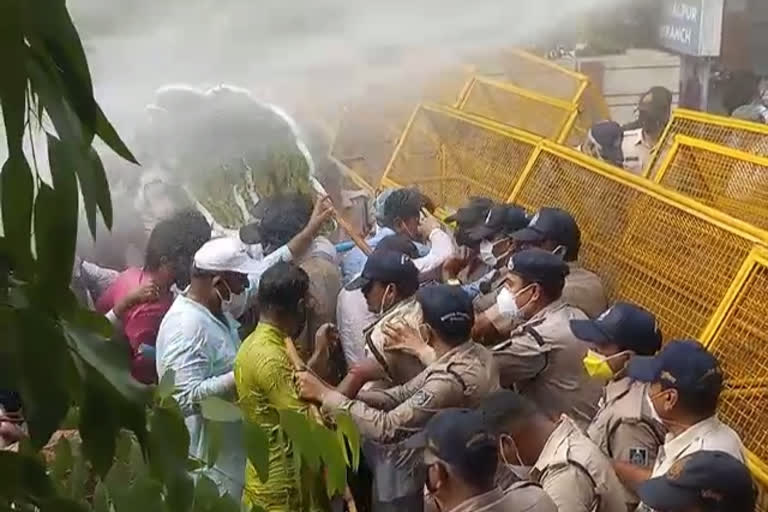 Youth Congress protest against Green Sports City in Jabalpur