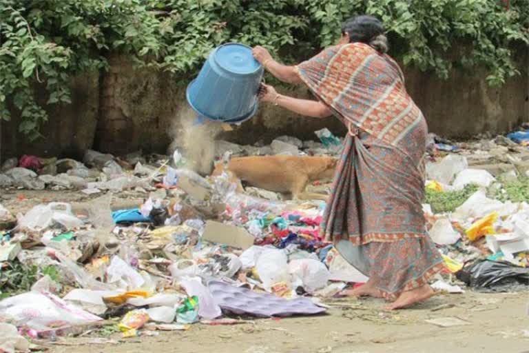 घर और दुकान के बाहर कचरा डालने वाले सावधान ! गंदगी फैलाने पर भरना होगा भारी  भरकम जुर्माना