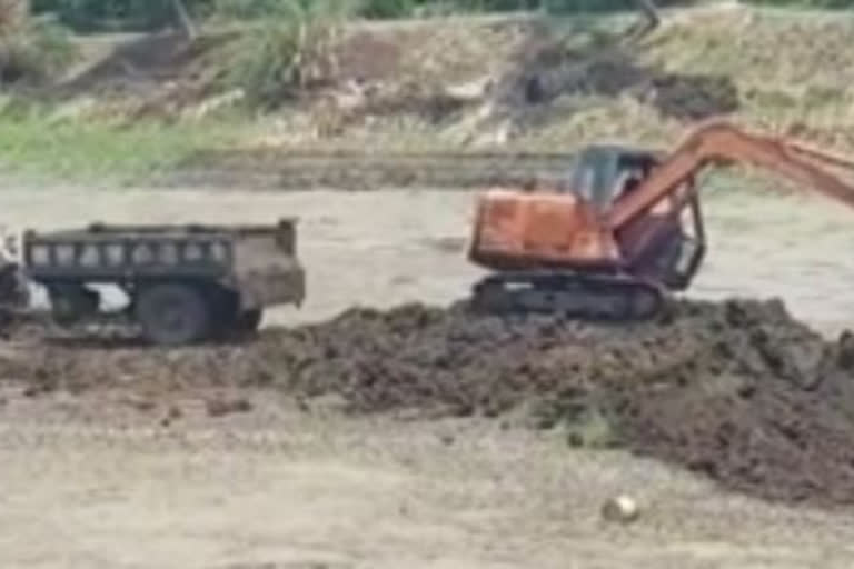 kapavaram sarpanch asks to take action on ycp leaders who are digging sand in pond
