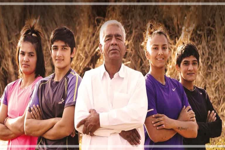 mahavir phogat and phogat sisters story of success on fathers day 2021