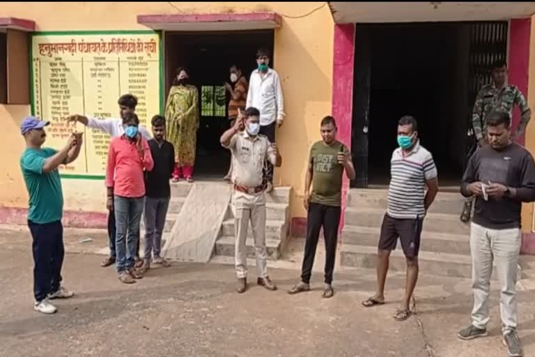 severed-head-of-an-animal-was-found-in-front-of-the-panchayat-secretariat-in-ramgarh