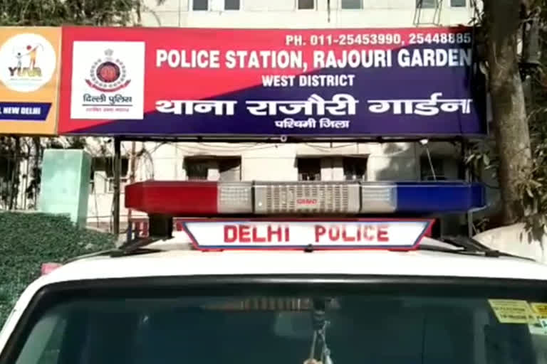 police arrested accused of cheating in the name of oxygen concentrator selling in delhi