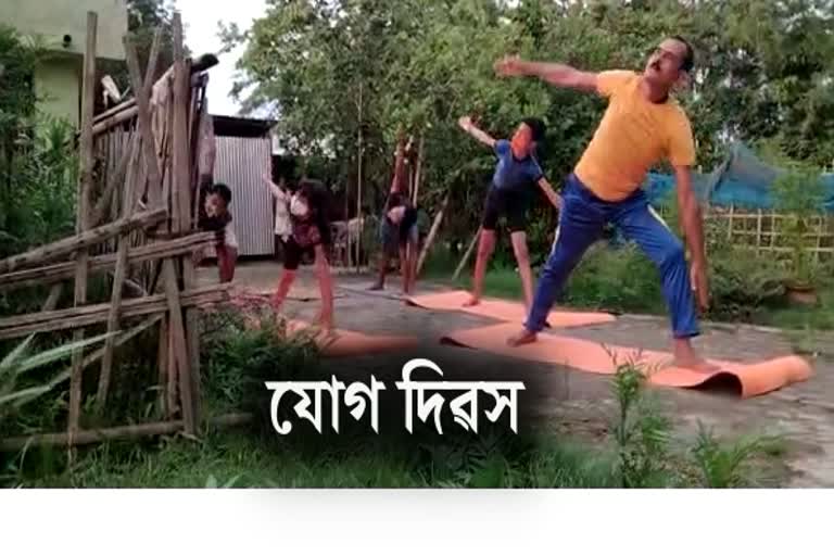 lakshminarayan bora doing yoga in his own house in roha