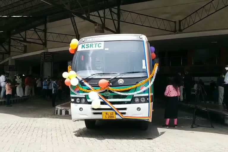 LNG-fueled bus service