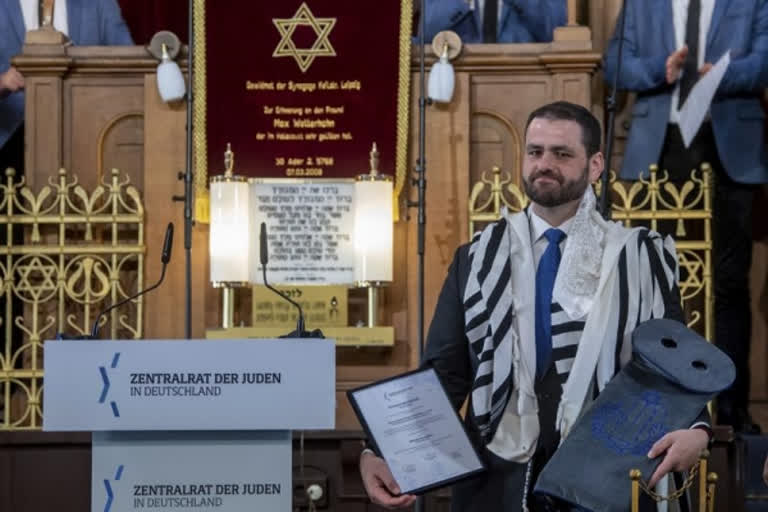 Germany gets 1st military rabbi in over a century