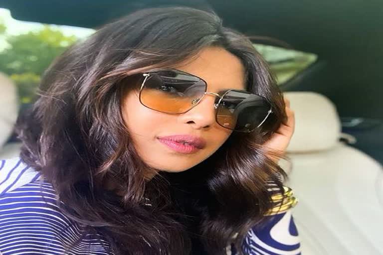 priyanka-chopra-shares-selfie-in-luxurious-car-reveals-appropriate-way-to-celebrate-national-selfie-day-see-pic