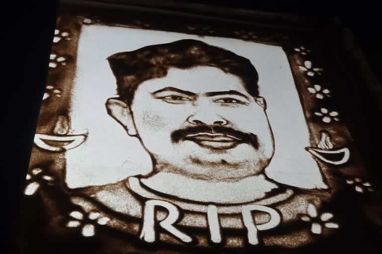 sand artist pay tribute to journalist on Sand Animation in berhampur