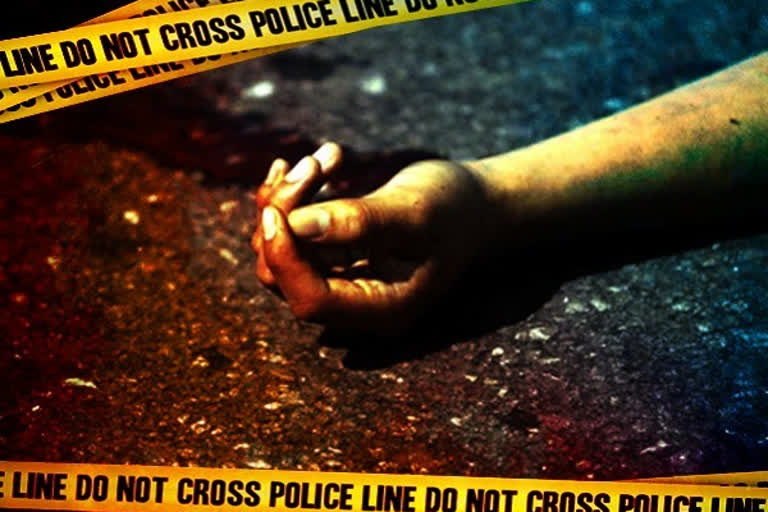 suicide in Mumbai's Chandiwali  Arrest  Woman, minor son die by suicide in Mumbai's Chandiwali  മുംബൈയില്‍ അമ്മയും മകനും ആത്മഹത്യ ചെയ്‌തു  മുംബൈ