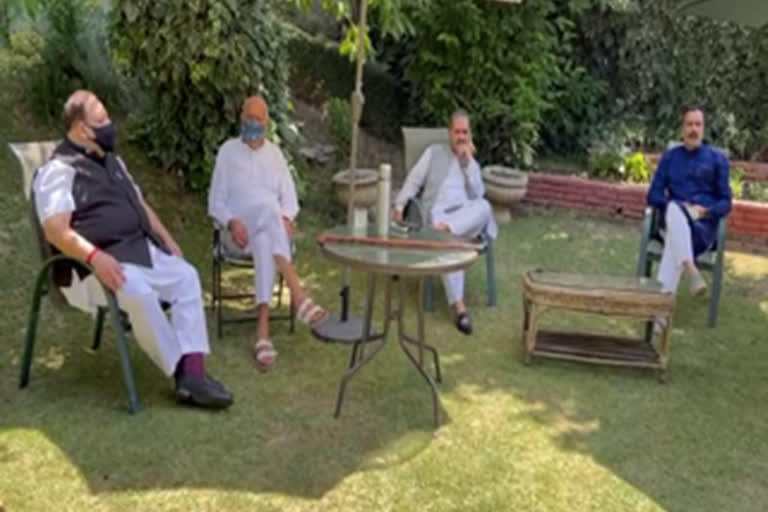 National Conference  Farooq Abdullah  Prime Minister Narendra Modi  all party meeting with PM Modi  JK statehood  Jammu and Kashmir  Gupkar Alliance  കശ്മീരിന് പ്രത്യേക പദവി; സര്‍വകക്ഷി യോഗത്തിന് മുന്‍പ് എന്‍സി നേതാക്കള്‍ യോഗം ചേര്‍ന്നു  കശ്മീരിന് പ്രത്യേക പദവി  സര്‍വകക്ഷി യോഗത്തിന് മുന്‍പ് എന്‍സി നേതാക്കള്‍ യോഗം ചേര്‍ന്നു  സര്‍വകക്ഷി യോഗം  എന്‍സി നേതാക്കള്‍