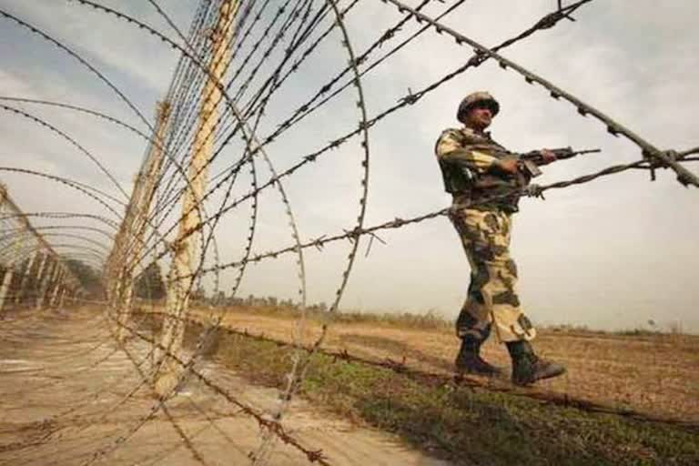 bsf-recovered-heroin-of-rs-dot-135-at-kathua-border-in-jammu