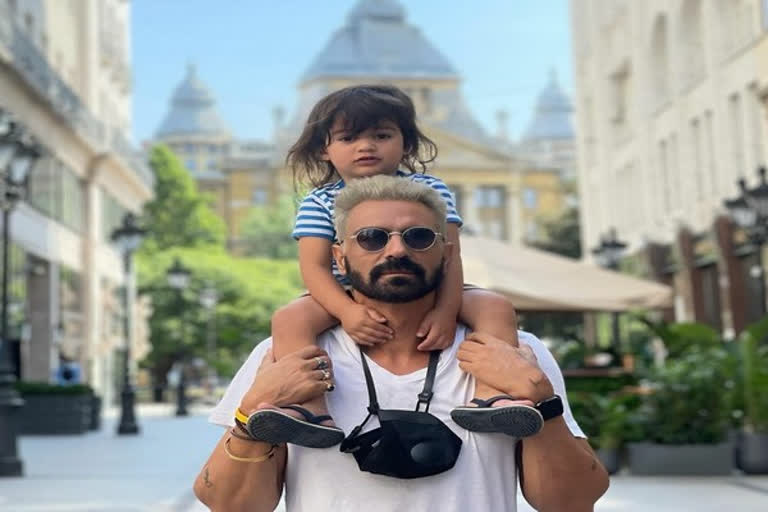 Arjun Rampal took to Instagram to share photographs from his vacation in Budapest