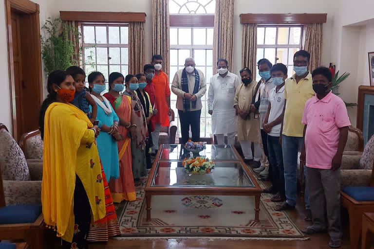 alipurduar mp john barla meet with governor jagdeep dhankhar today in Darjeeling