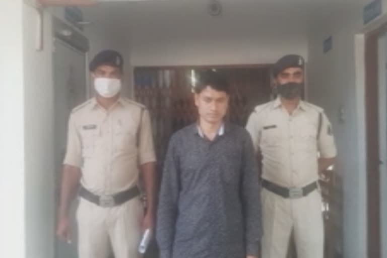 One accused arrested in fake entry case