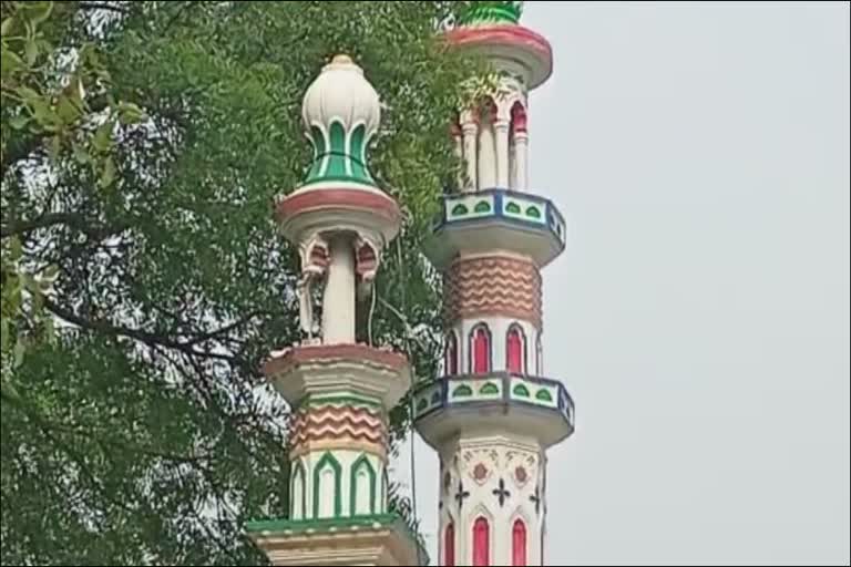 unknown miscreants demolished minaret of a mosque in mathura