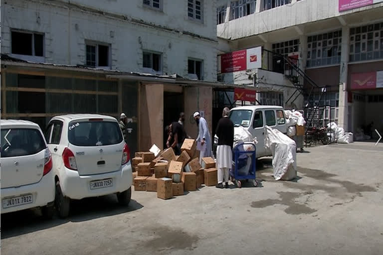 Postal services resume with full capacity in J-K's Srinagar, worked despite pandemic