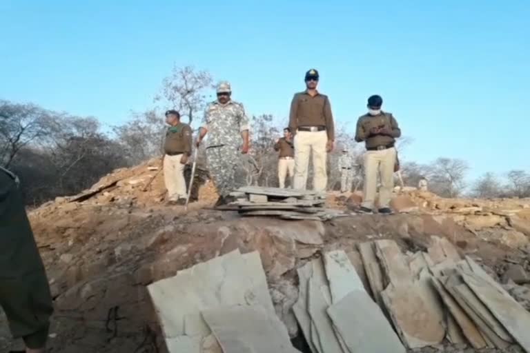 Raid on illegal stone quarries in Gwalior