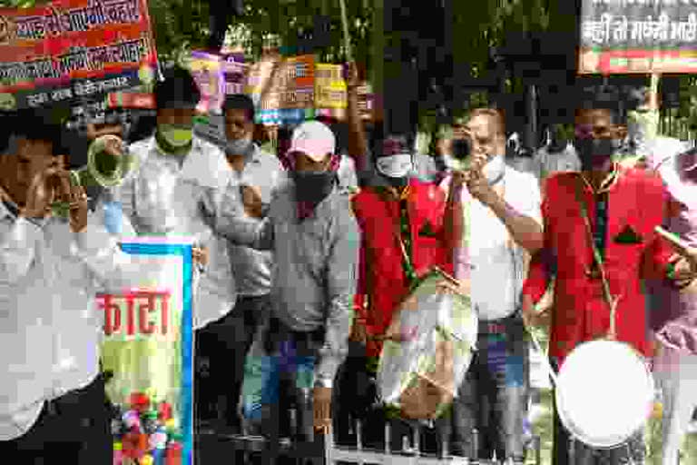 Kota News,  protest by Band performing in Kota