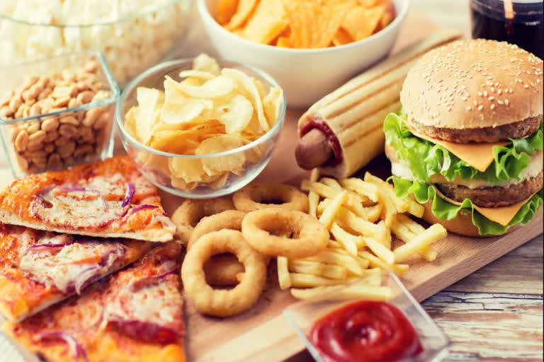 business  uk to ban junk food advertising  junk food advertising  growing obesity crisis uk  കുട്ടികളിൽ പൊണ്ണത്തടി  ജങ്ക് ഫുണ്ട് പരസ്യങ്ങൾ