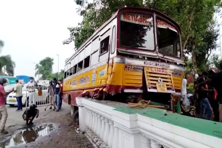 রেড রোড দুর্ঘটনায় মৃত এক