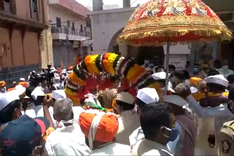 Ashadhi Ekadashi 2021 : नाथांच्या पालखीचे पैठणहून प्रस्थान, 19 जुलैला एसटीतून जाणार पंढरपूरला