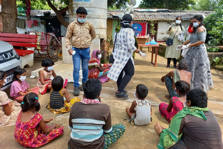 କୁଷ୍ଠ ରୋଗୀ କଲୋନୀରେ ବିଶ୍ବ ଡାକ୍ତର ଦିବସ ପାଳିତ