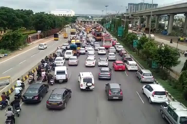 A loud sound heard in many parts of Bengaluru  Bengaluru  നഗരത്തിനെ വീണ്ടും ഭീതിയിലാഴ്ത്തി സ്ഫോടന ശബ്ദം; സാമൂഹ്യ മാധ്യമങ്ങളിൽ ചർച്ച  ബെംഗളുരു