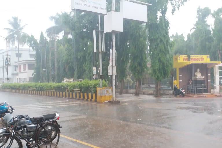 Light to moderate rain likely at some places of Chhattisgarh today