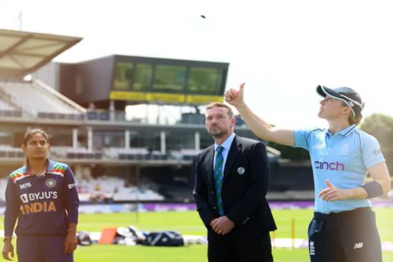 Indian women win toss, elect to bowl