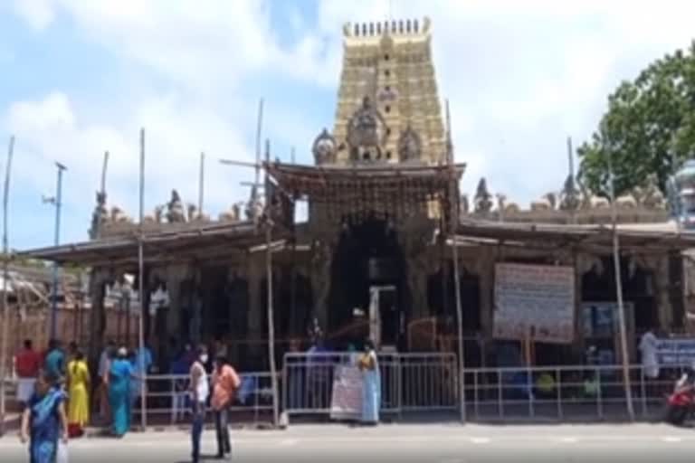 பக்தர்கள் கோரிக்கை