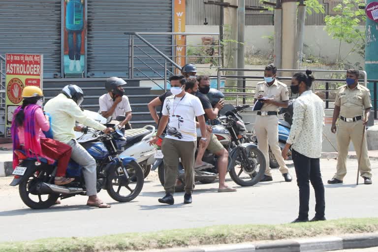 Karnataka Lockdown  Curbs Are Eased From Today For Next 15 Day  Full List of Relaxations Here  ലോക്ക്‌ ഡൗൺ ഇളവുകൾ  കർണാടക