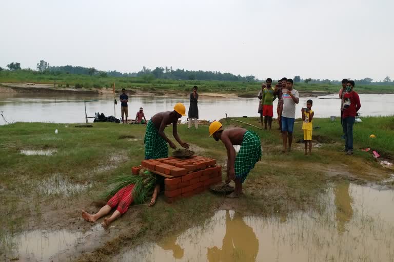 land mafia on Ajay river