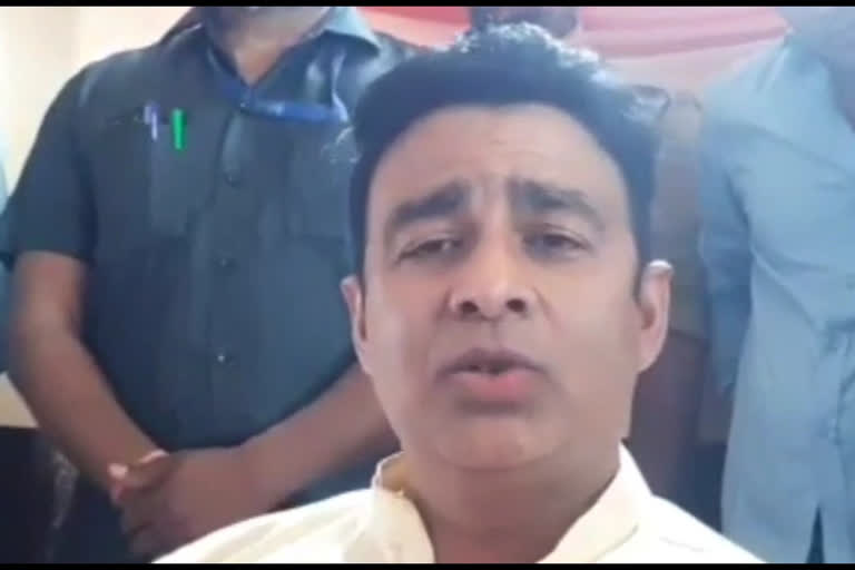 sangeet som