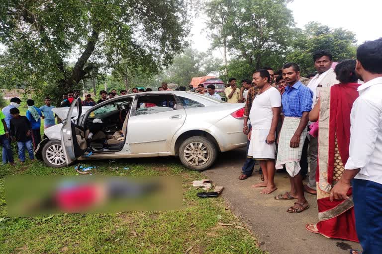 2-person-died-in-road-accident-in-dumka