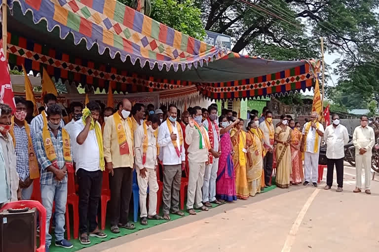 ex mla vantala rajeswari on Polavaram expatriates