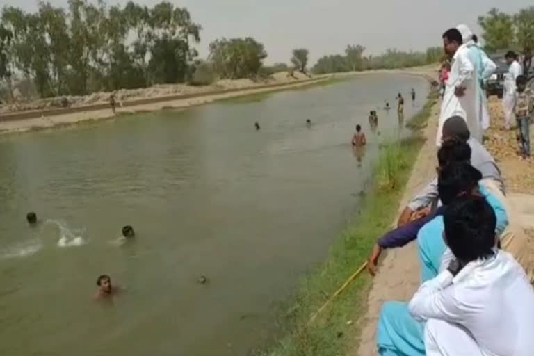 नहर में दो बच्चे डूबे, two children drowned in canal