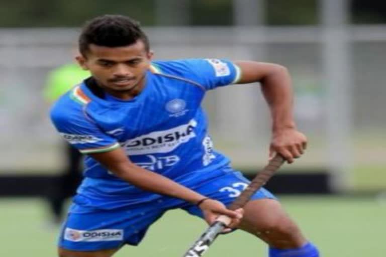 hockey player vivek