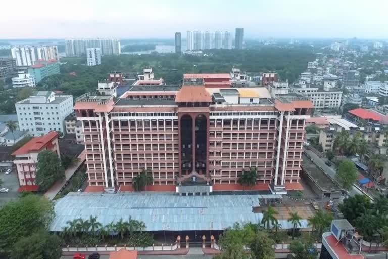 new IT rules  Kerala HC against new IT rules  Kerala HC against central government  News Broadcasters Association  പുതിയ ഐടി നിയമം  ന്യൂസ് ബ്രോഡ്‌കാസ്റ്റർ അസോസിയേഷൻ  കേന്ദ്രത്തിനെതിരെ കേരള ഹൈക്കോടതി