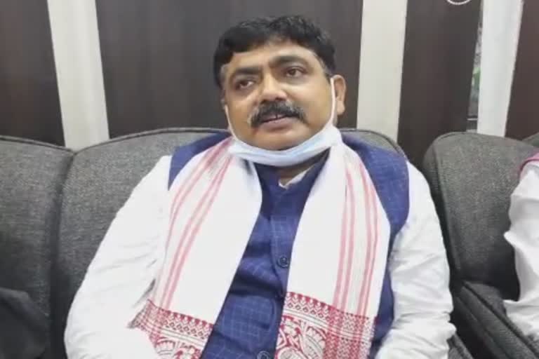 Minister Alok Ranjan