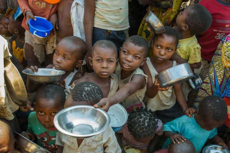 Oxfam: 11 people die of hunger each minute around the globe  Oxfam  ഓക്‌സ്‌ഫാം  ദി ഹംഗർ വൈറസ് മൾട്ടിപ്ലൈസ്  The Hunger Virus Multiplies  അന്താരാഷ്ട്ര ജീവകാരുണ്യ സംഘടനയായ ഓക്സ്ഫാം  ക്ഷാമം  കൊവിഡ്  Covid  ഭക്ഷ്യ അരക്ഷിതാവസ്ഥ  anti-poverty organisation Oxfam