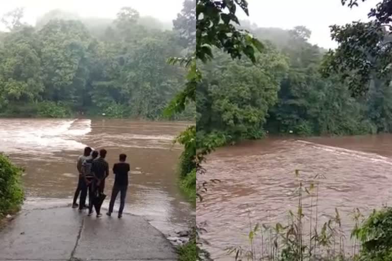 Manikandanchal  Manikandanchal bridge  Manikandanchal bridge Drowned  heavy rain in ernakulam  മണികണ്ഠൻ ചാൽ ചപ്പാത്ത് മുങ്ങി  വെള്ളാരംകുത്ത്  മണികണ്ഠൻ ചാൽ