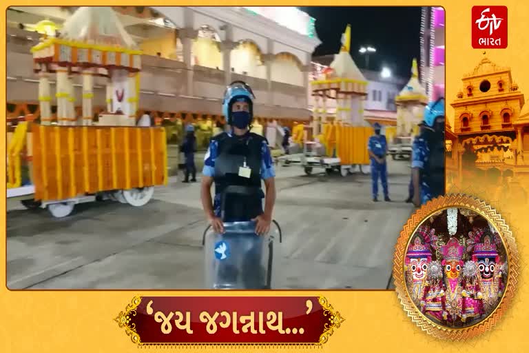 ahmedabad crime branch: રથયાત્રાના અંતિમ સમયે ડ્રેસ કોર્ડ બદલાયો