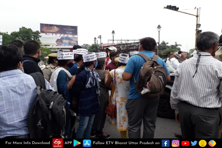 lucknow protest