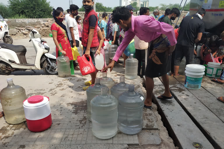 water supply will disturbed in many parts of delhi