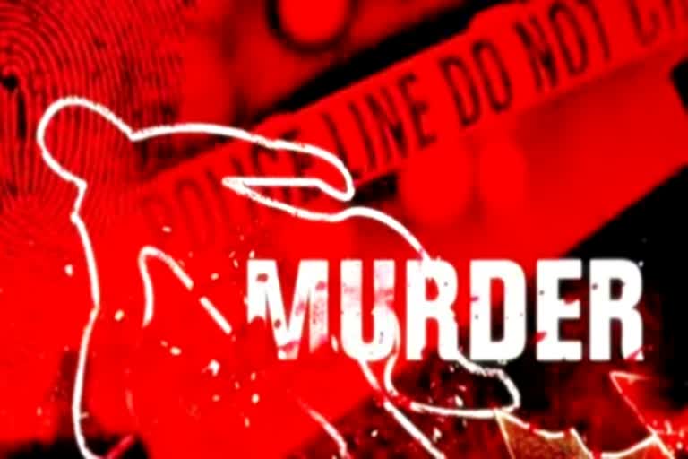 police enquiry  father murder his son  thiruvarur father murder his son  murder news  thiruvarur news  thiruvarur latest news  crime news  குற்றச் செய்திகள்  திருவாரூர் செய்திகள்  திருவாரூரில் மகனை கொன்ற தந்தை  மகனை கொன்ற தந்தை  கொலை வழக்கு  father attacked and murder son in thiruvarur  திருத்துறைப்பூண்டியில் தந்தையே மகனைக் கொன்ற சம்பவம்