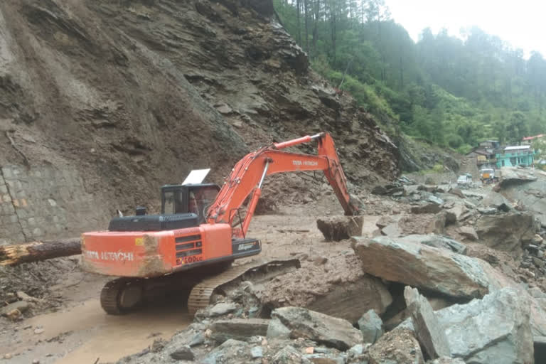 Heavy rain in uttarkashi