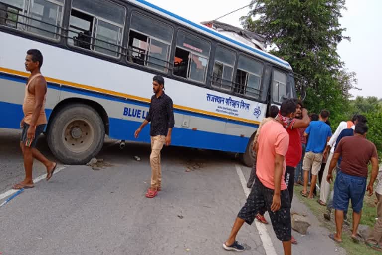 road accident in rajsamand, राजसमंद में सड़क दुर्घटना
