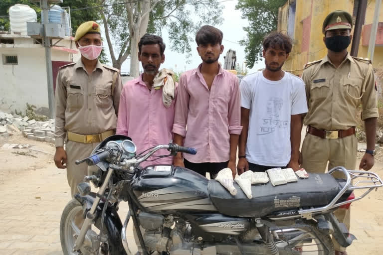 greater noida police arrested three robbers