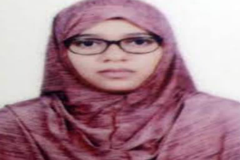 nimisha fathima  nimisha fathima case; no need to file haebeus corpus says highcourt  haebeus corpus  isis  terrorism  islamic state  thiruvananthapuram  നിമിഷ ഫാത്തിമയെ തിരികെ എത്തിക്കൽ; ഹേബിയസ് കോർപ്പസ് ഫയൽ ചെയ്യേണ്ടതില്ലെന്ന് കോടതി  നിമിഷ ഫാത്തിമ  അഫ്ഗാനിസ്ഥാന്‍  ഹേബിയസ് കോർപ്പസ്  ഇസ്ലാമിക് സ്റ്റേറ്റ്