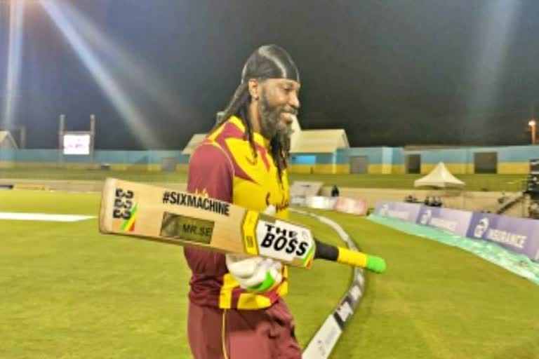 chris gayle becomes the first ever batsman to complete 14000 runs in t20 career